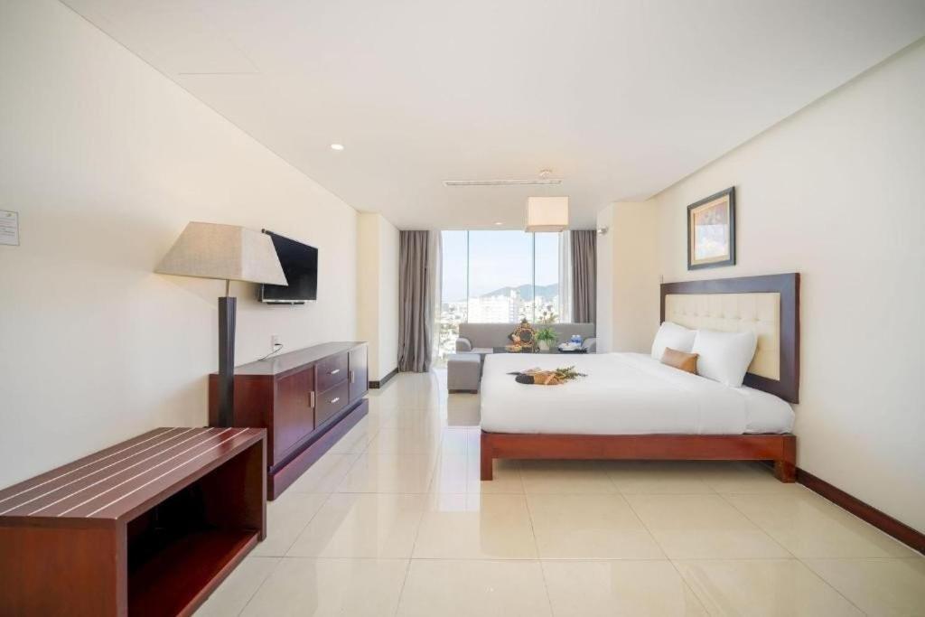 Gemma Hotel & Apartment Near Dragon Bridge Da Nang Exterior photo